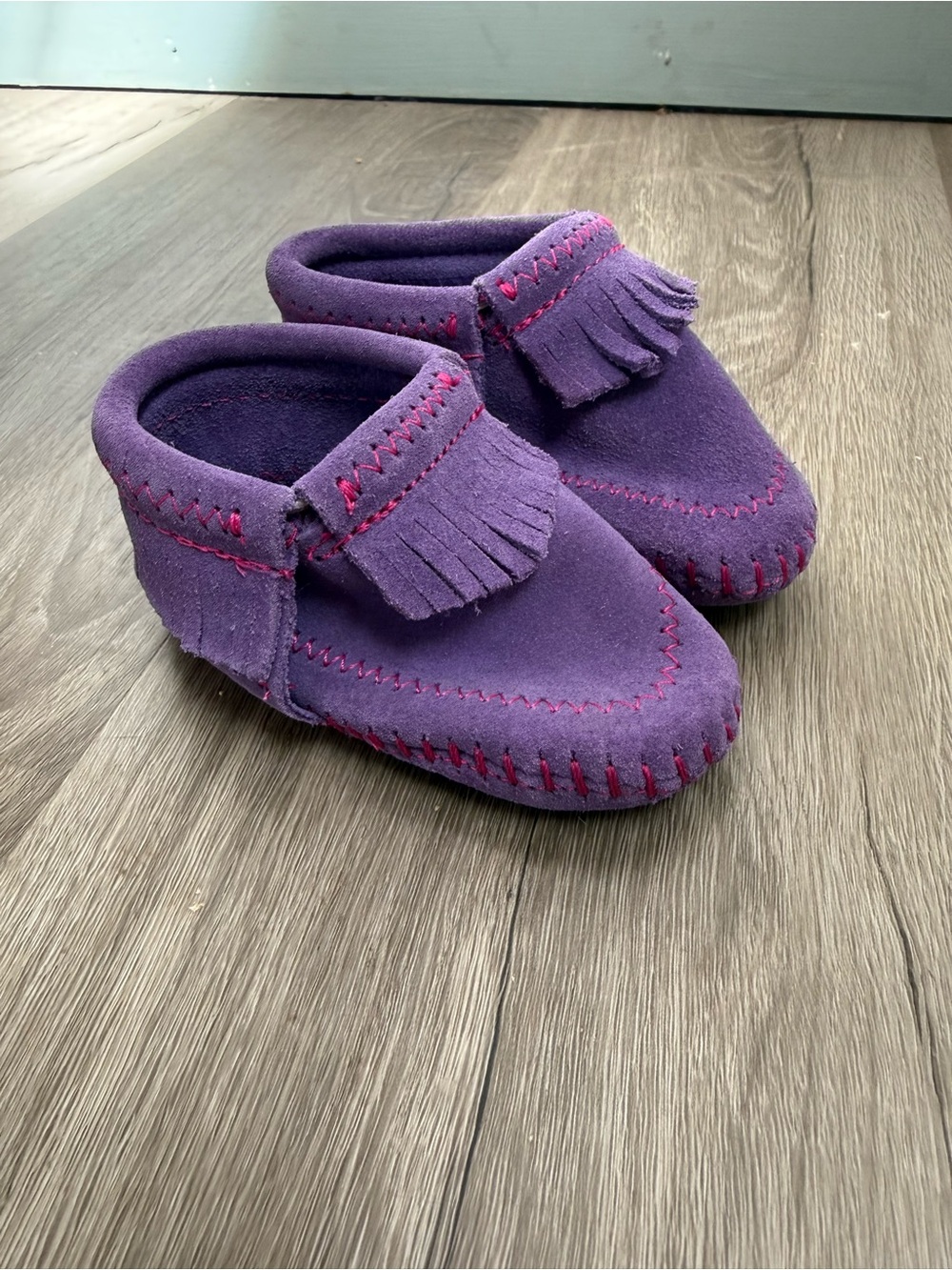 Minnetonka Baby Moccasins size 3